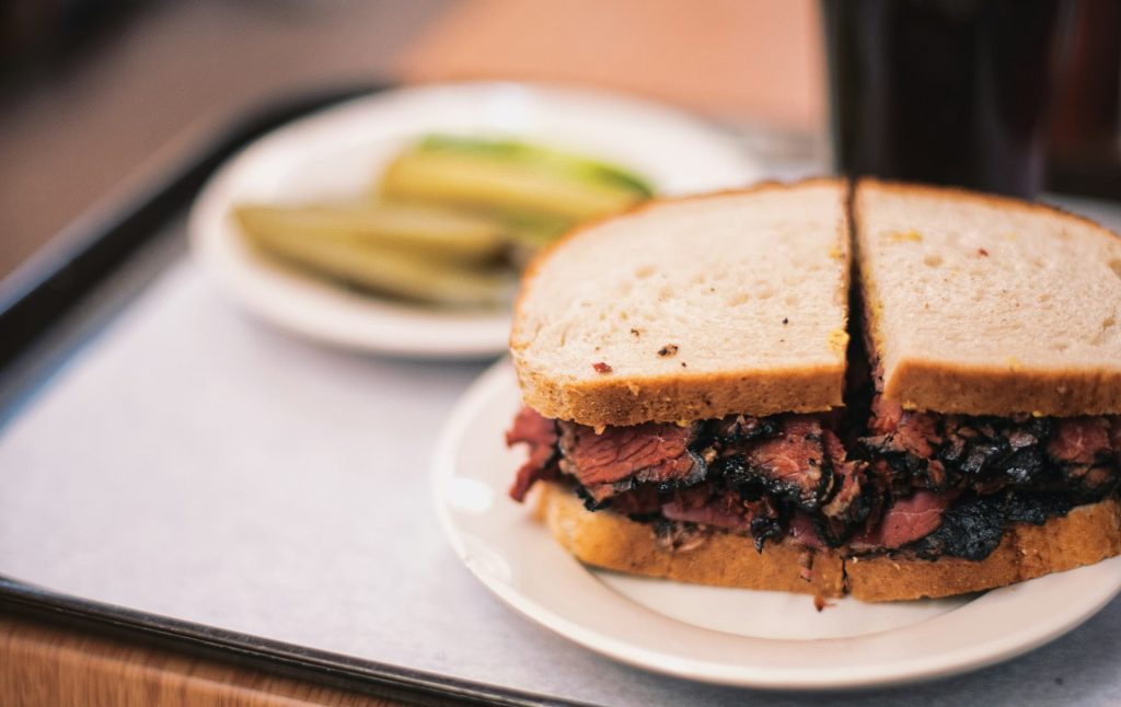 new york pastrami szendvics